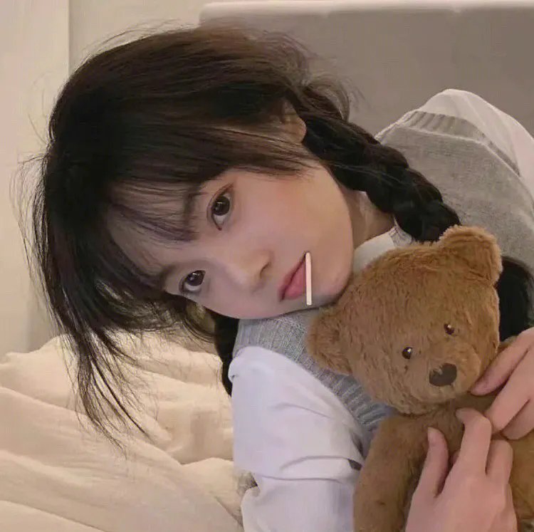 皇后跑路后成了心尖宠妃